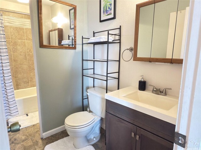 94-637 Kahakea St Unit 3I, Waipahu, HI 96797 - bathroom with toilet, baseboards, vanity, and shower / bath combination with curtain