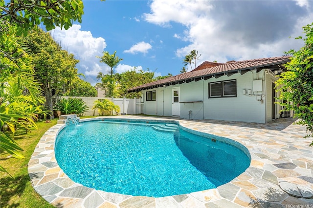 61 Kai One Pl, Kailua, HI 96734 - view of swimming pool with a patio area and a fenced backyard
