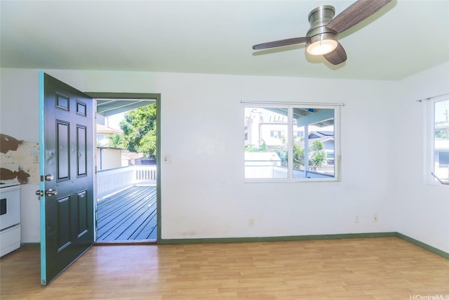 87-118 Alapaki St, Waianae, HI 96792 - unfurnished room featuring light wood-style floors and a ceiling fan