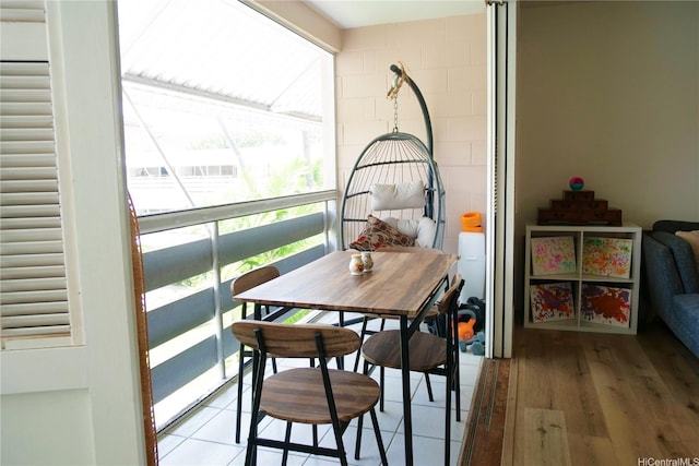 1330 Wilder Ave Unit 314, Honolulu, HI 96822 - sunroom / solarium with a healthy amount of sunlight