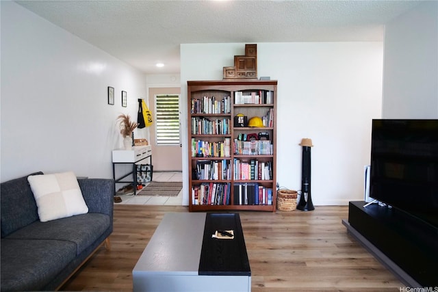 1330 Wilder Ave Unit 314, Honolulu, HI 96822 - living room with wood finished floors