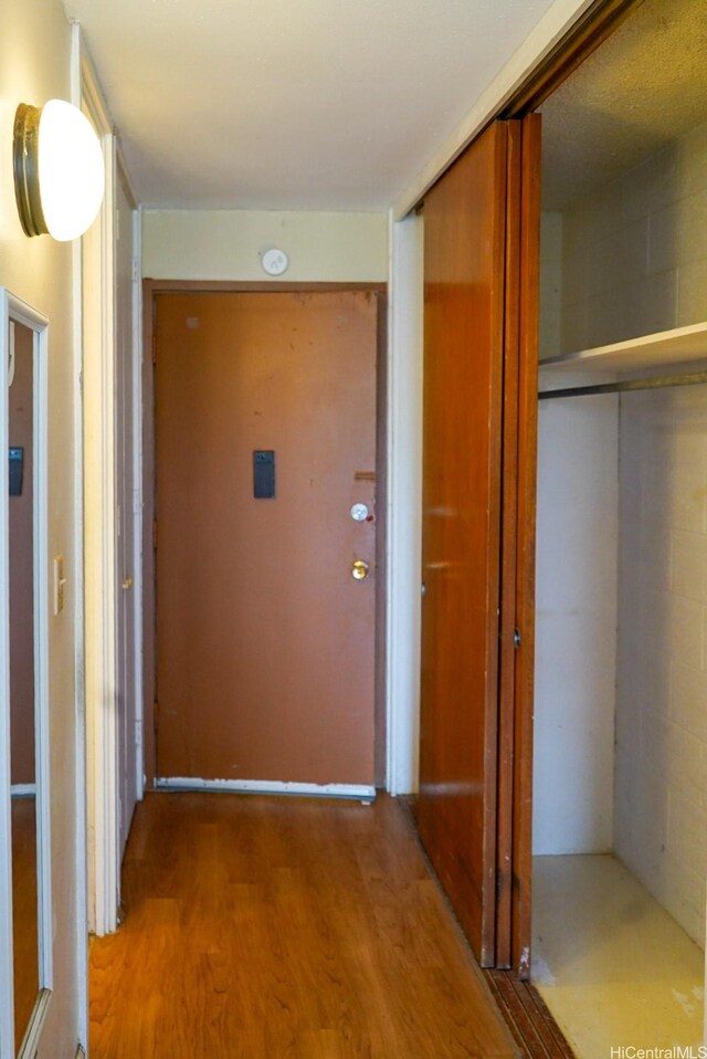 53-549 Kamehameha Hwy Unit 514, Hauula, HI 96717 - hallway with wood finished floors