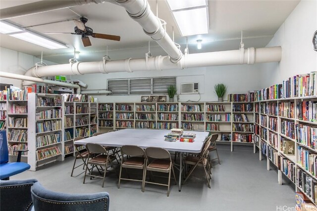 469 Ena Rd Unit 505, Honolulu, HI 96815 - interior space featuring a ceiling fan and finished concrete floors