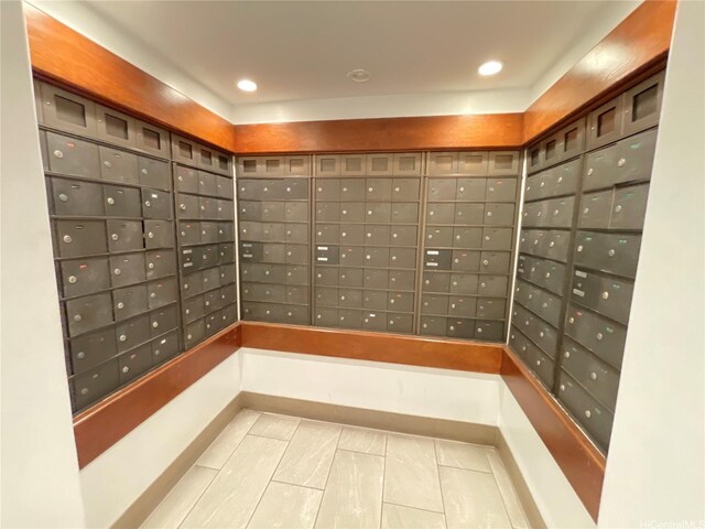 2452 Tusitala St Unit 703, Honolulu, HI 96815 - view of property's community featuring mail area