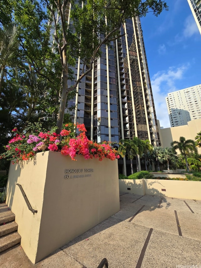 60 N Beretania St Unit 3209, Honolulu, HI 96817 - view of apartment building / complex