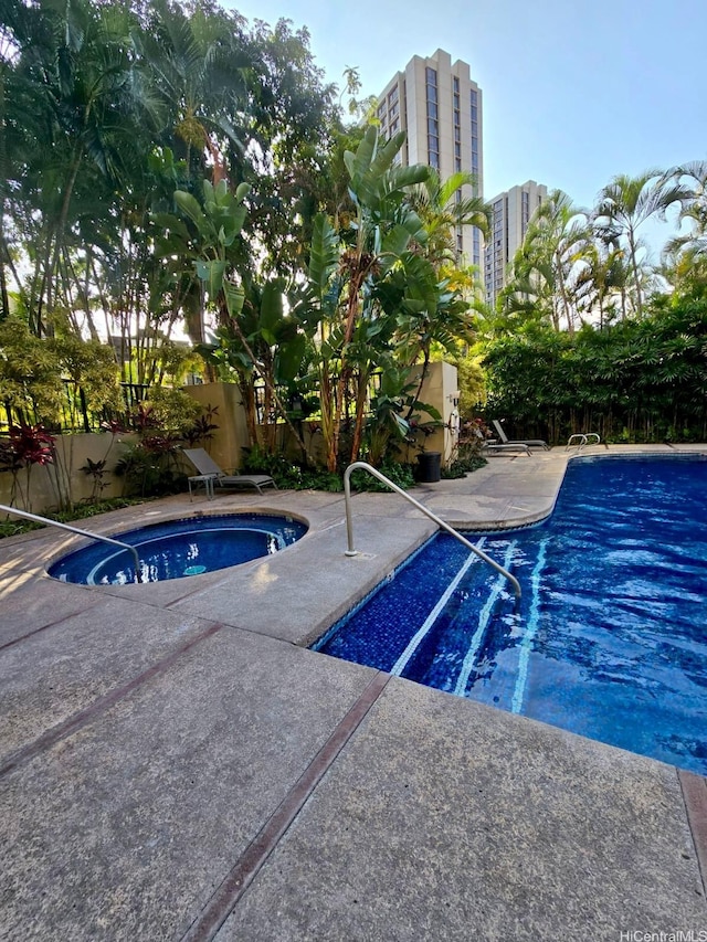 60 N Beretania St Unit 3209, Honolulu, HI 96817 - community pool with a patio