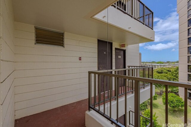 5122 Likini St Unit 616, Honolulu, HI 96818 - view of balcony