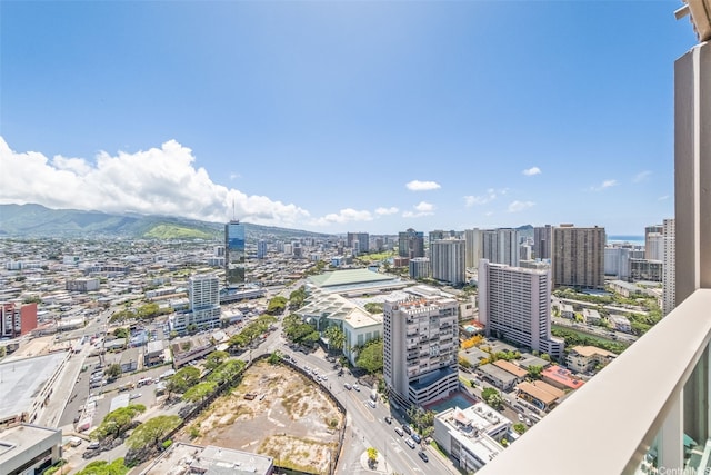 410 Atkinson Dr Unit 3326, Honolulu, HI 96814 - exterior space featuring a mountain view