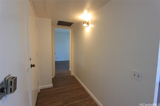 225 Queen St Unit 8C, Honolulu, HI 96813 - hall with visible vents, baseboards, and dark wood finished floors