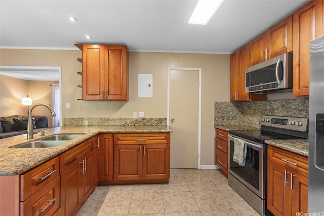 98-525 Kamahao Pl Unit 27, Pearl City, HI 96782 - kitchen with tasteful backsplash, a sink, appliances with stainless steel finishes, crown molding, and light stone counters