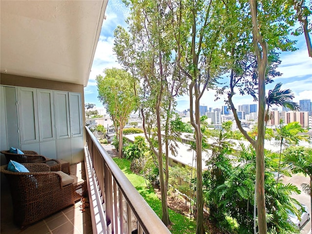 965 Prospect St Unit 307, Honolulu, HI 96822 - balcony with a view of city