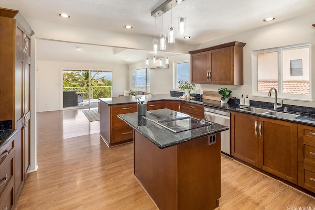 92-1200 Uahanai St, Kapolei, HI 96707 - kitchen featuring a sink, a peninsula, black electric stovetop, dishwasher, and a kitchen island