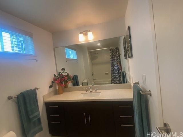 full bath with vanity