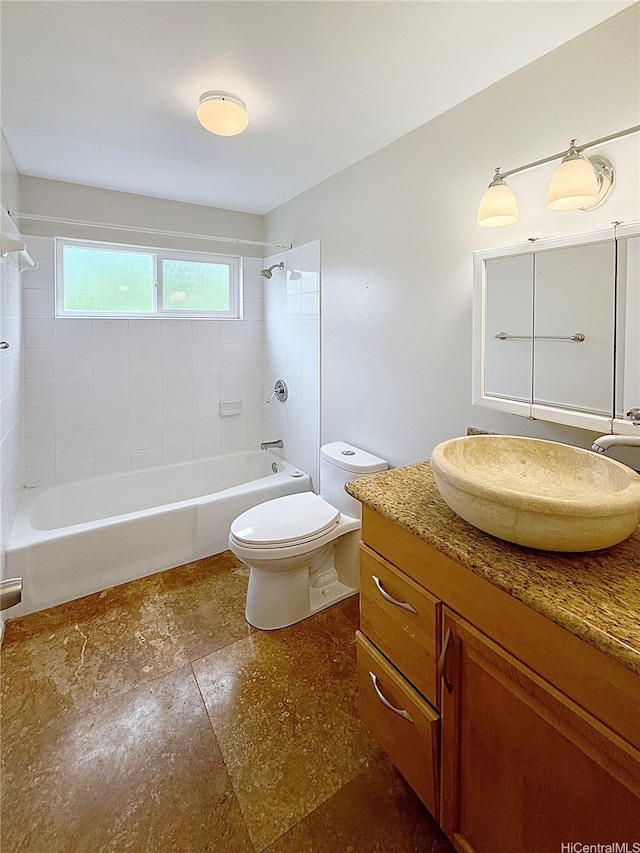 44-313 Kaneohe Bay Dr Unit B, Kaneohe, HI 96744 - full bathroom featuring washtub / shower combination, toilet, and vanity
