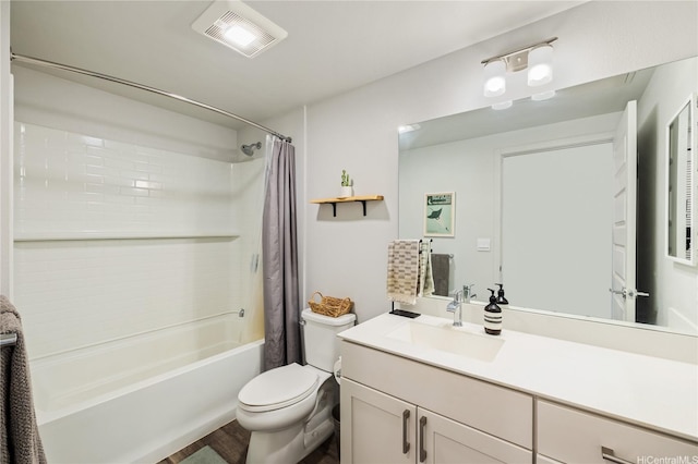 91-3525 Kauluakoko St Unit 2112, Ewa Beach, HI 96706 - full bathroom featuring shower / bathtub combination with curtain, vanity, and wood finished floors