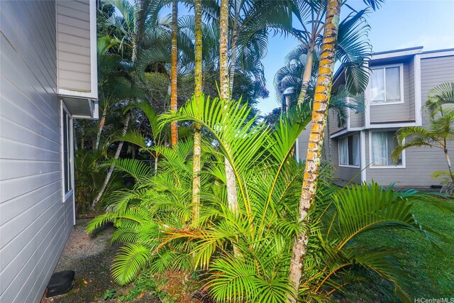 view of home's exterior