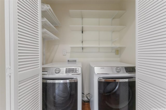 1623 Kalaniuka Way Unit 43, Honolulu, HI 96821 - washroom with separate washer and dryer