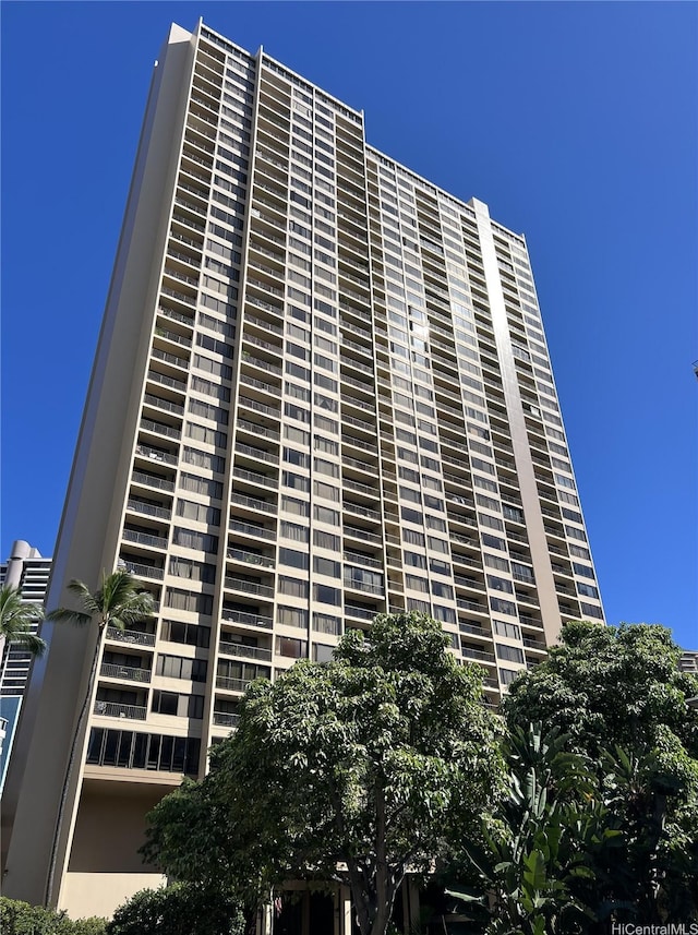 411 Hobron Ln Unit 903, Honolulu, HI 96815 - view of apartment building / complex featuring a cooling unit