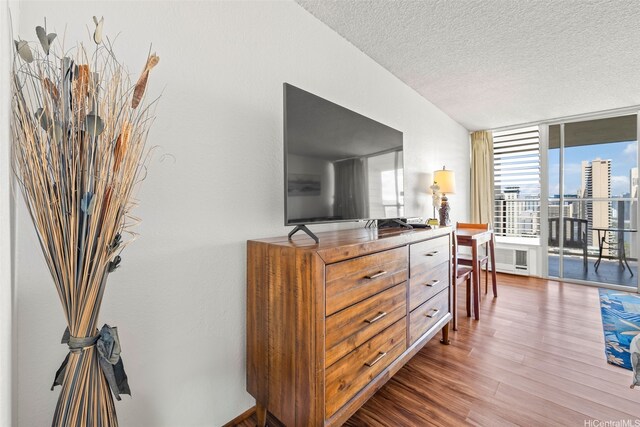 445 Seaside Ave Unit 2816, Honolulu, HI 96815 - photo 14