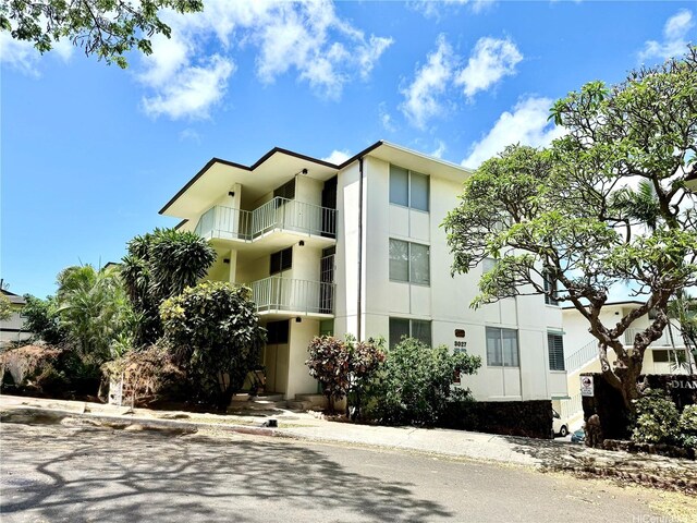 3027 Pualei Cir Unit 106, Honolulu, HI 96815 - photo 13