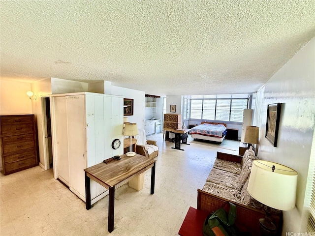 3027 Pualei Cir Unit 106, Honolulu, HI 96815 - photo 1