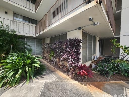 view of property exterior
