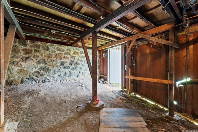 3251 Oahu Ave, Honolulu, HI 96822 - view of miscellaneous room