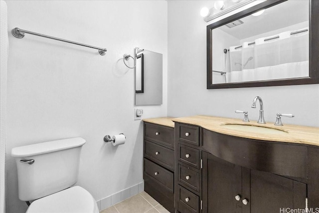 46-020 Aliikane Pl Unit 325, Kaneohe, HI 96744 - bathroom with vanity, visible vents, toilet, tile patterned floors, and baseboards
