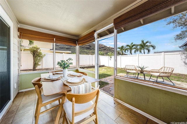 87-1801 Mokila St, Waianae, HI 96792 - sunroom with outdoor dining space