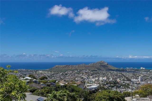 3637 Nihipali Pl, Honolulu, HI 96816 - aerial view of a nearby body of water