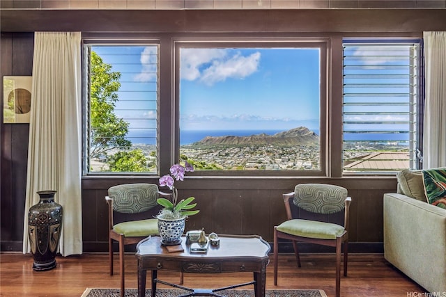 3637 Nihipali Pl, Honolulu, HI 96816 - living area featuring wood finished floors and plenty of natural light