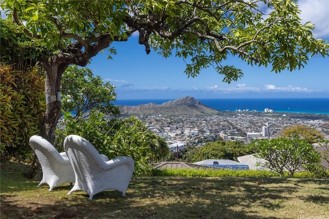 3637 Nihipali Pl, Honolulu, HI 96816 - view of mountain backdrop