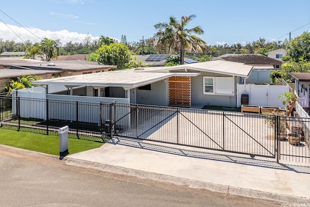 914 Lemiwai St, Wahiawa, HI 96786 - view of front of house with a fenced front yard and a gate