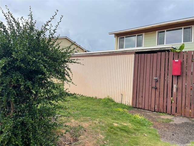 85-114 Ala Walua St Unit F, Waianae, HI 96792 - view of side of home