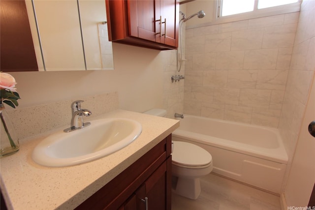98-288 Kaonohi St Unit 3802, Aiea, HI 96701 - full bath featuring toilet, vanity, and shower / tub combination