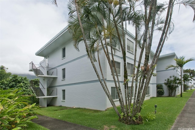 45-535 Luluku Rd Unit G2, Kaneohe, HI 96744 - view of home's exterior with a yard