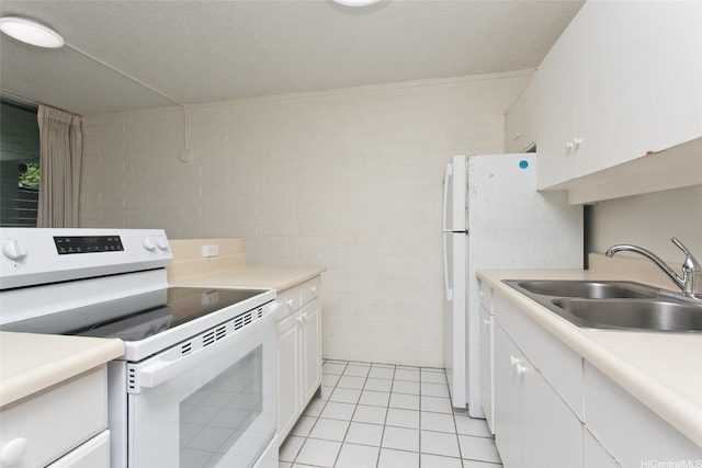 45-535 Luluku Rd Unit G2, Kaneohe, HI 96744 - kitchen featuring white appliances, a sink, white cabinets, and light countertops