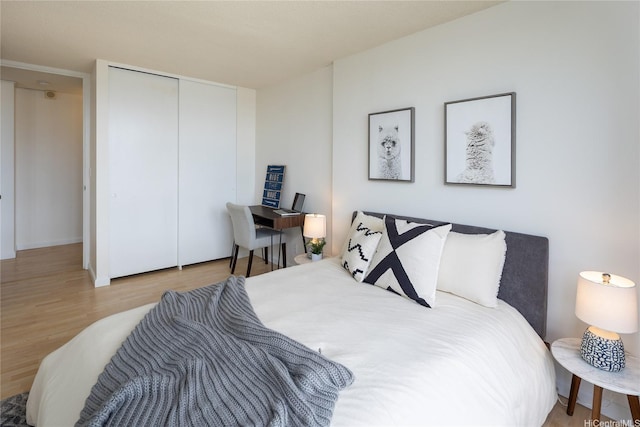 3138 Waialae Ave Unit 918, Honolulu, HI 96816 - bedroom with wood finished floors and a closet