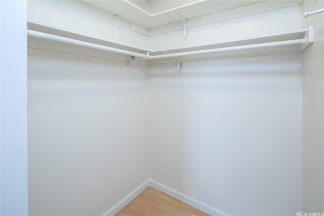 3138 Waialae Ave Unit 918, Honolulu, HI 96816 - spacious closet with light wood-style floors