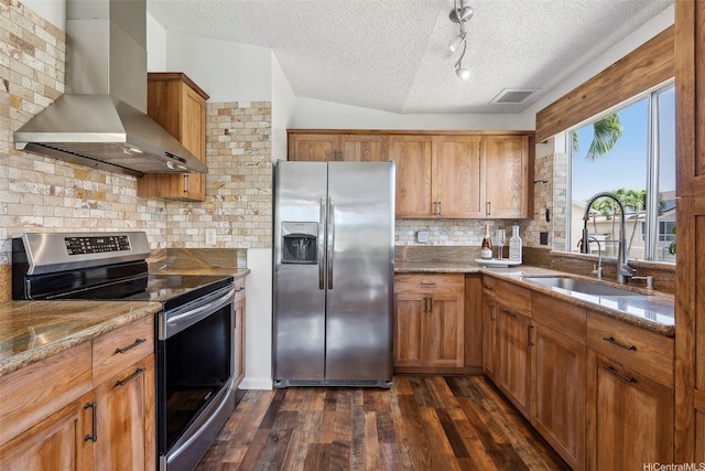 91-1057 Laaulu St Unit 4B, Ewa Beach, HI 96706 - kitchen with a sink, a textured ceiling, wall chimney exhaust hood, stainless steel appliances, and visible vents