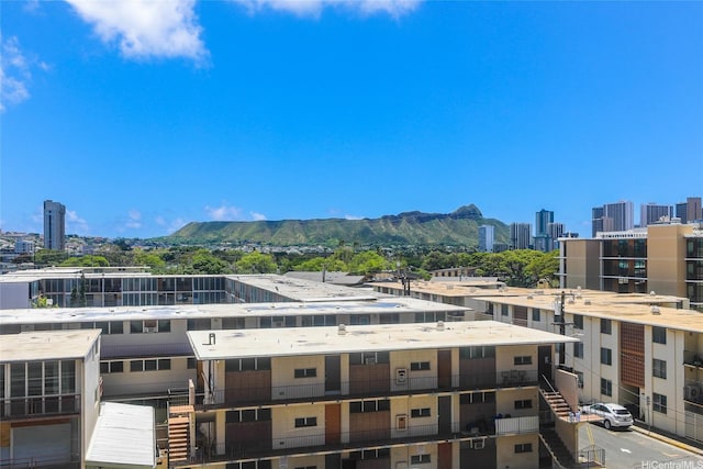 2525 Date St Unit 501, Honolulu, HI 96826 - property's view of city with a mountain view