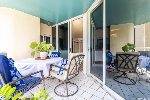 1212 Nuuanu Ave Unit 1306, Honolulu, HI 96817 - view of patio / terrace