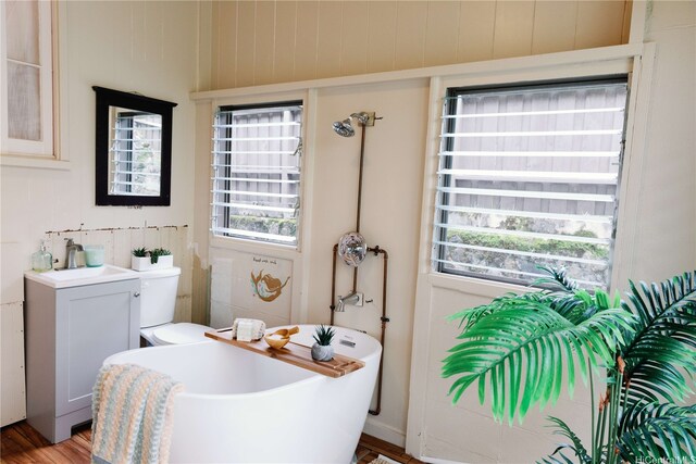2813 Dow St, Honolulu, HI 96817 - bathroom with a freestanding bath and a sink