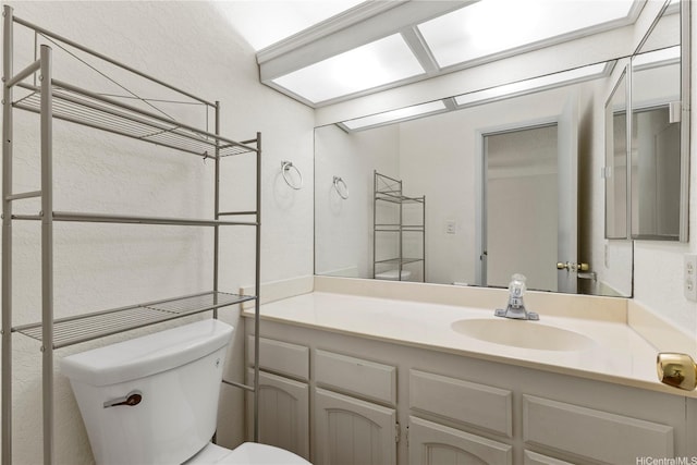 98-1724 Kaahumanu St Unit 16C, Pearl City, HI 96782 - bathroom with vanity and toilet