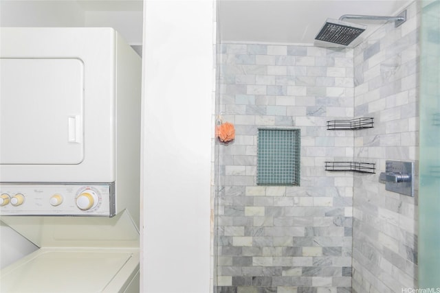 6770 Hawaii Kai Dr Unit 905, Honolulu, HI 96825 - full bath with stacked washer / dryer and tiled shower