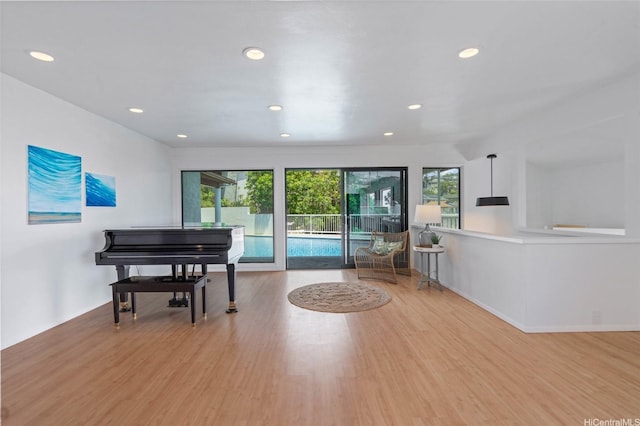 1772 Kumakani Loop, Honolulu, HI 96821 - sitting room featuring wood finished floors and recessed lighting