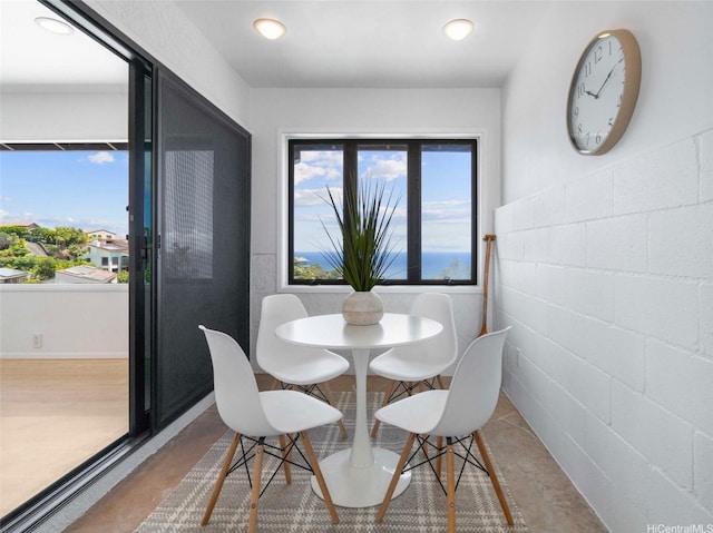 1772 Kumakani Loop, Honolulu, HI 96821 - dining room with concrete floors