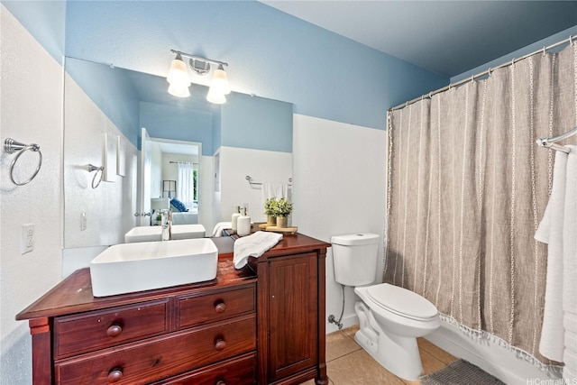 91-568 Puamaeole St Unit 50T, Ewa Beach, HI 96706 - full bath with vanity, tile patterned floors, and toilet