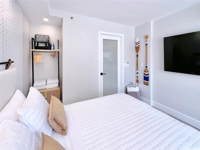 201 Ohua Ave Unit 610, Honolulu, HI 96815 - bedroom featuring baseboards and recessed lighting