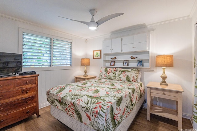 59-75 Hoalua St, Haleiwa, HI 96712 - bedroom with wood finished floors, ornamental molding, and a ceiling fan